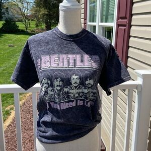 The Beatles All You Need Is Live Tee SZ M